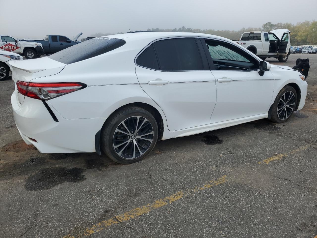 2018 TOYOTA CAMRY L - Image 3