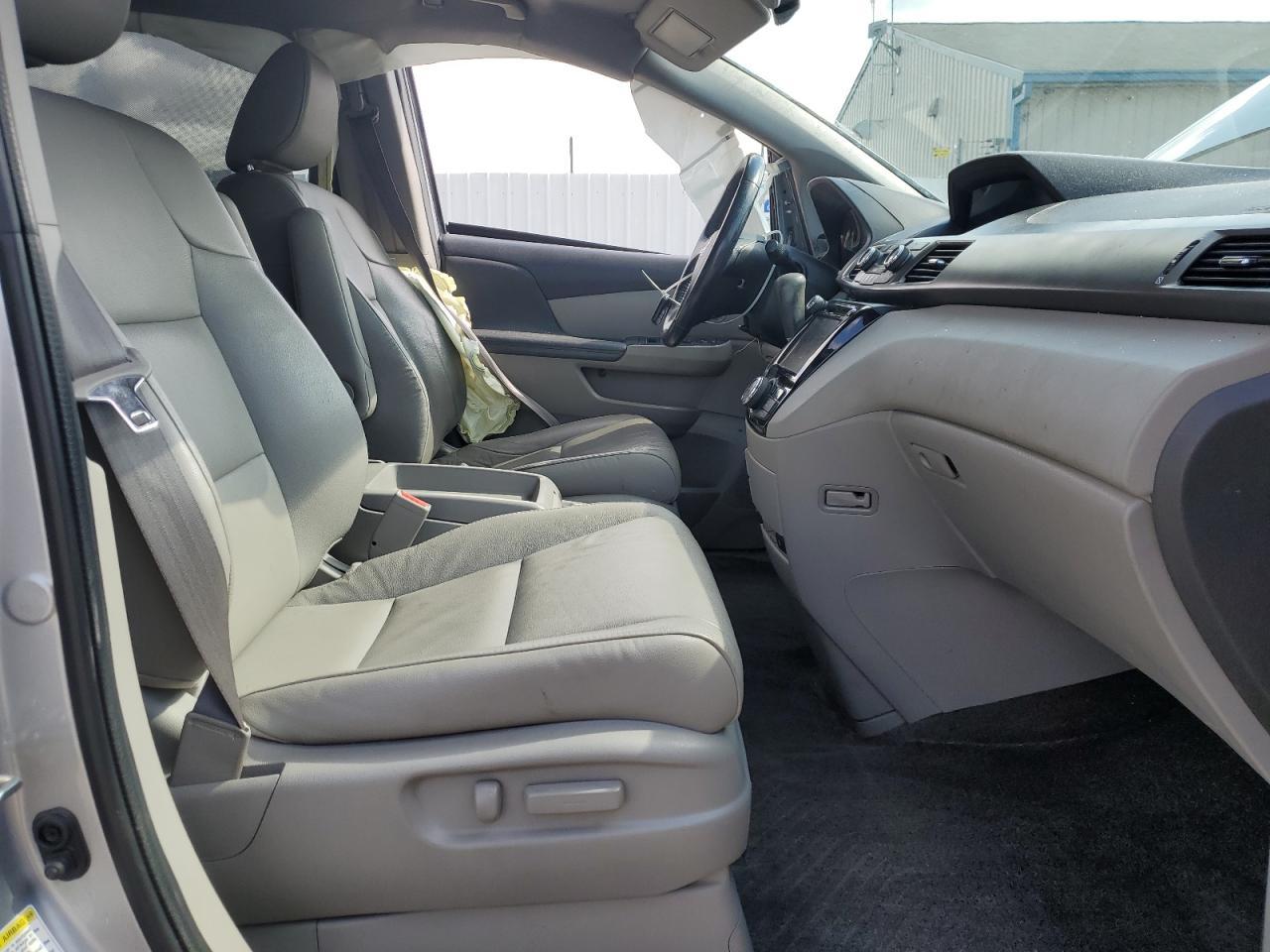 2016 HONDA ODYSSEY EX - Фото 7