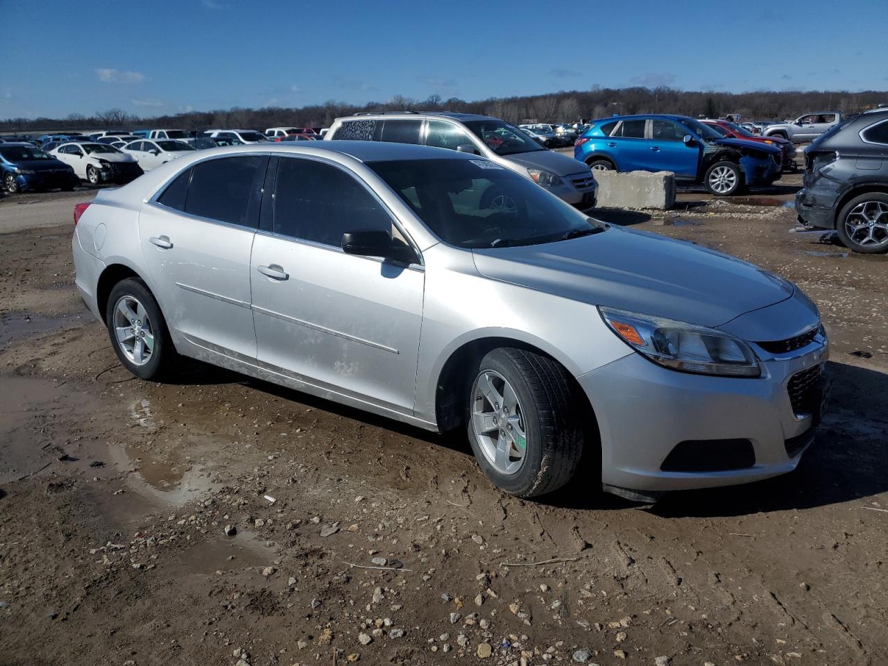 2015 CHEVROLET MALIBU LS - Фото 4