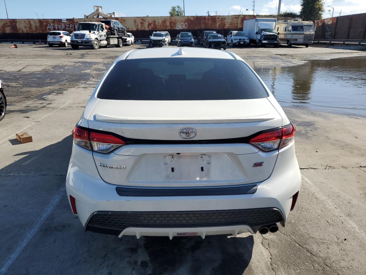 2020 TOYOTA COROLLA SE - Фото 6