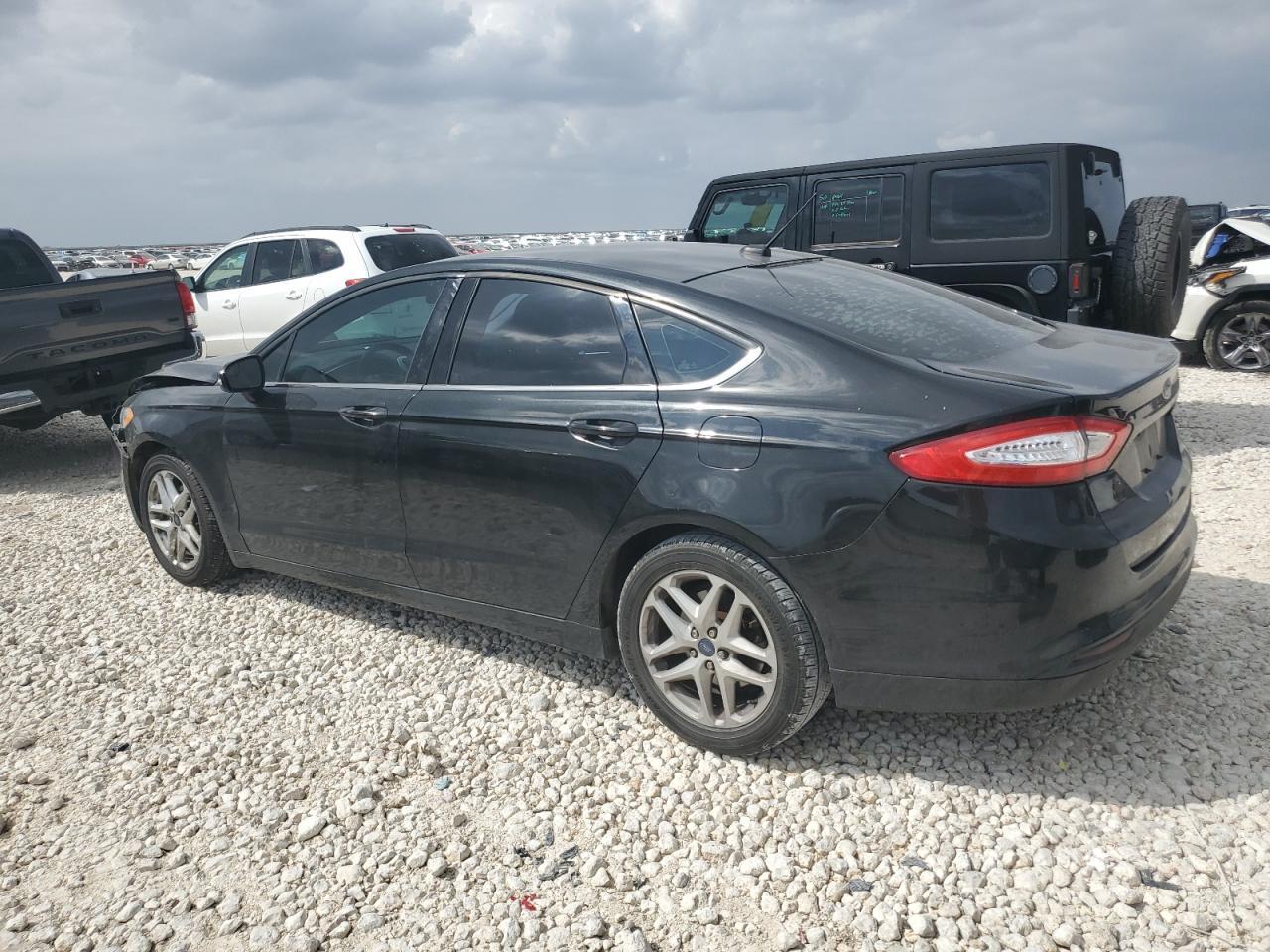 2014 FORD FUSION SE - Image 2