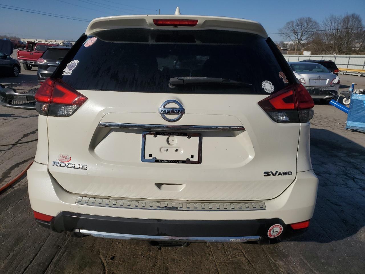 2017 NISSAN ROGUE S - Image 6