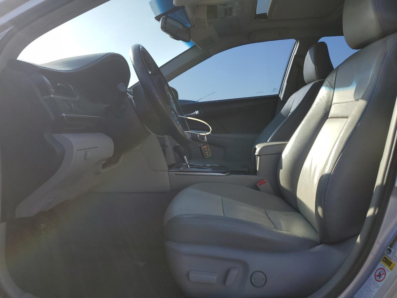 2014 TOYOTA CAMRY L - Image 7