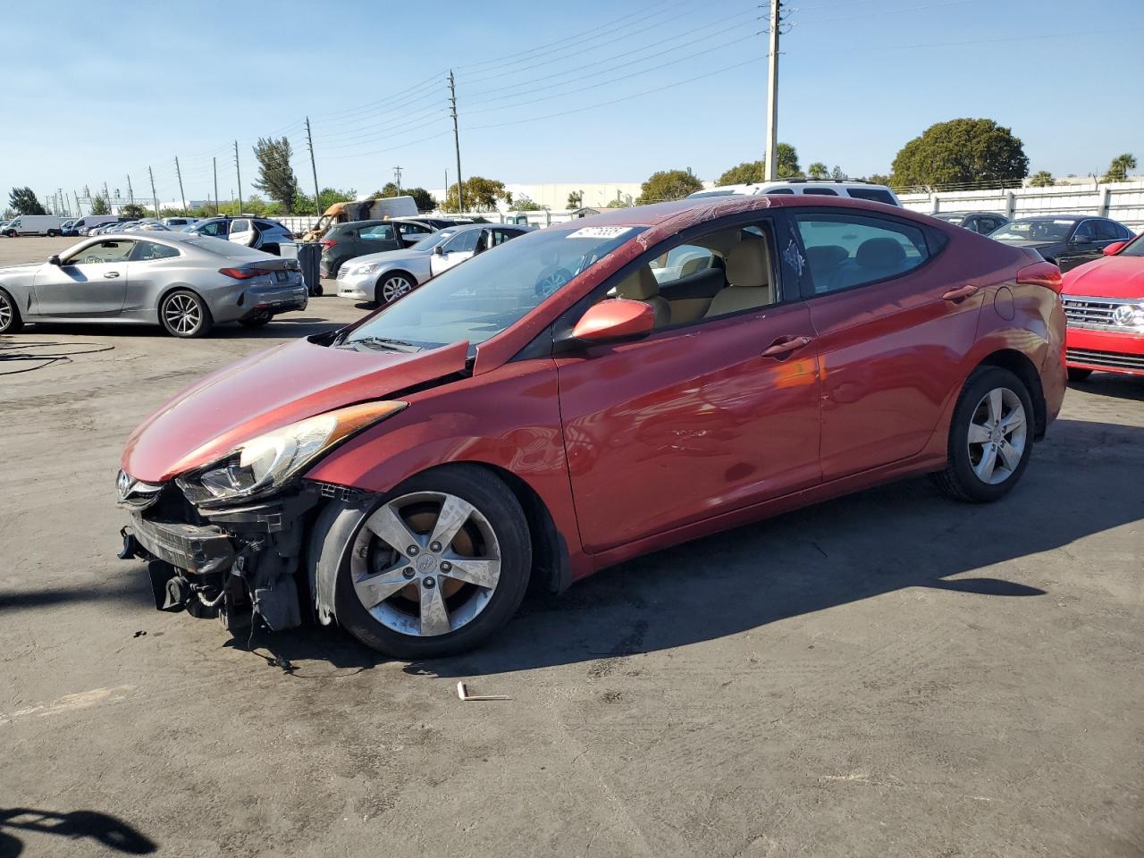 2013 HYUNDAI ELANTRA GL