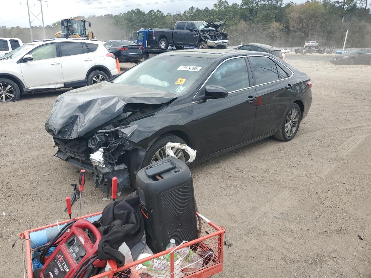2016 TOYOTA CAMRY LE