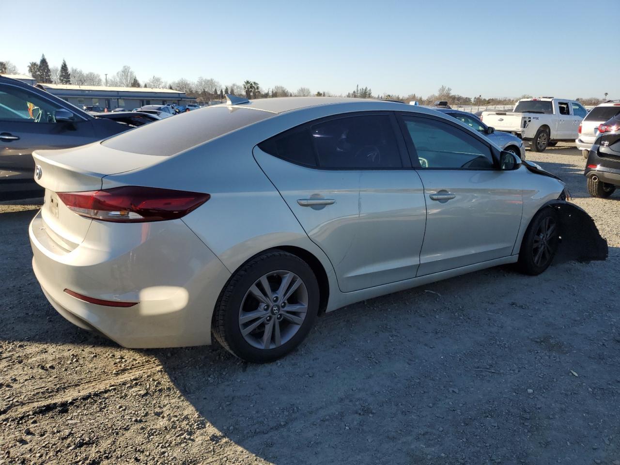 2017 HYUNDAI ELANTRA SE - Фото 3