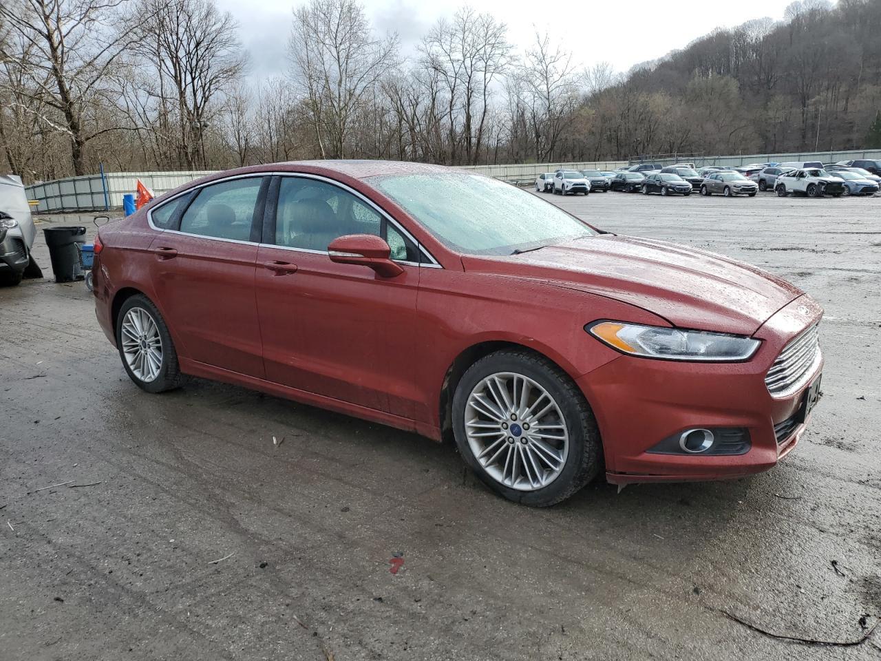 2014 FORD FUSION SE - Image 4