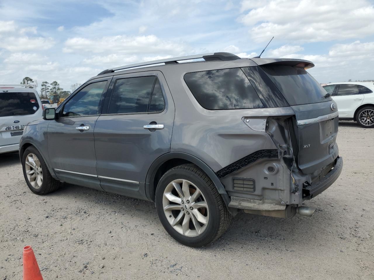 2013 FORD EXPLORER X - Фото 2