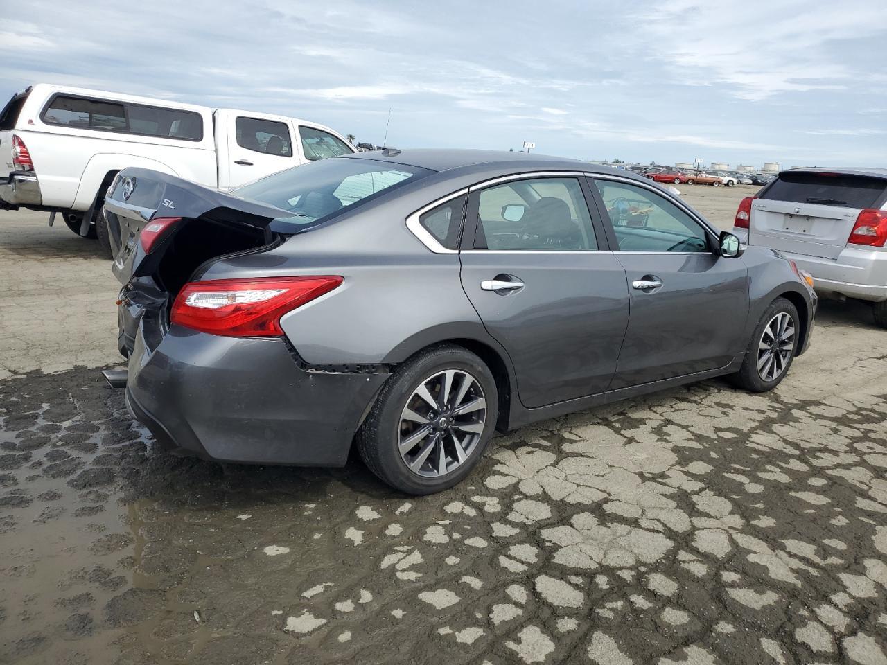 2017 NISSAN ALTIMA 2.5 - Image 3