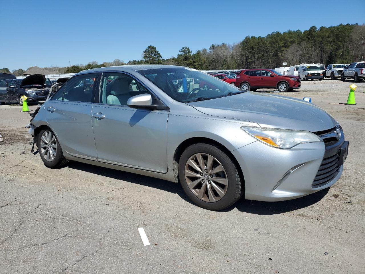 2016 TOYOTA CAMRY LE - Фото 4