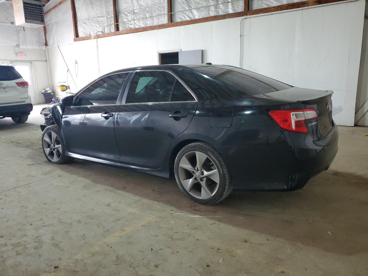 2012 TOYOTA CAMRY BASE - Фото 2