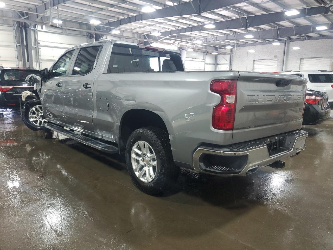 2023 CHEVROLET SILVERADO - Image 2