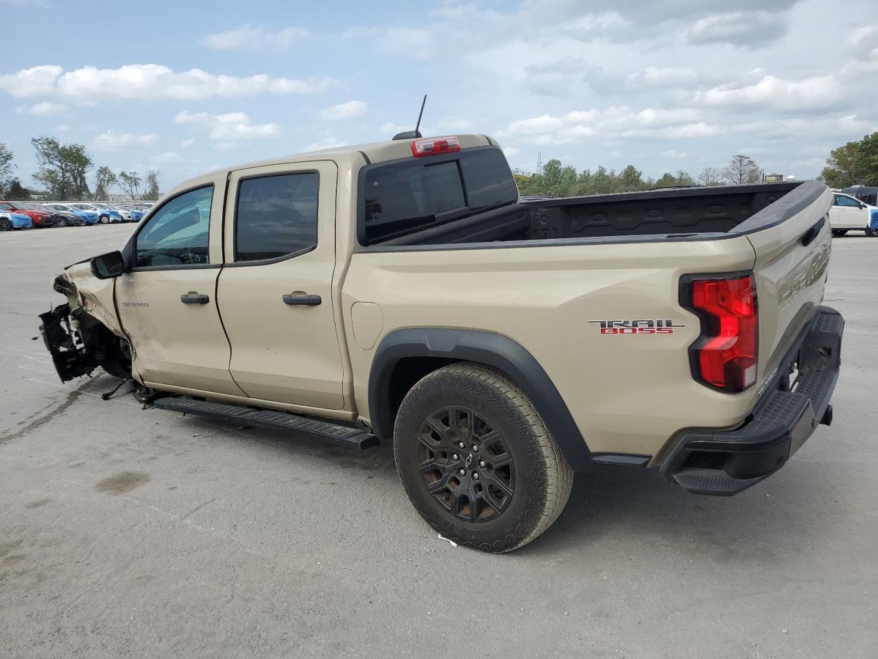 2023 CHEVROLET COLORADO T - Фото 2