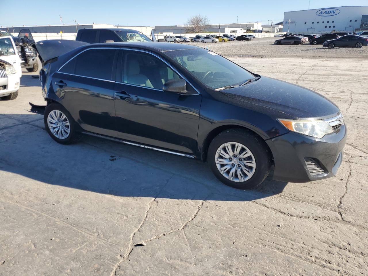 2014 TOYOTA CAMRY L - Фото 4