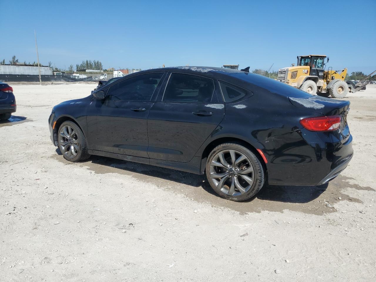 2015 CHRYSLER 200 S - Фото 2