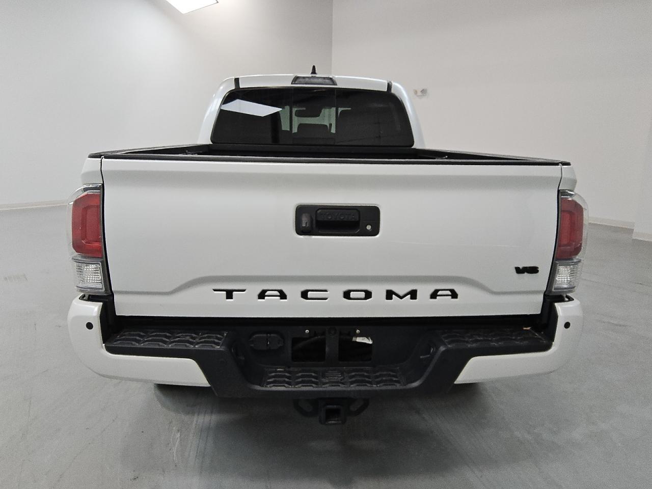 2023 TOYOTA TACOMA DOU - Фото 6