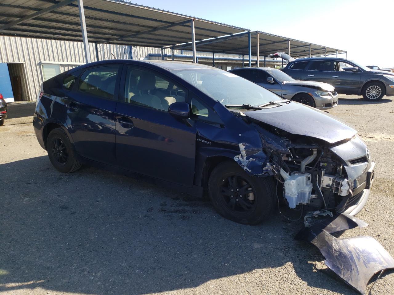 2013 TOYOTA PRIUS - Фото 4