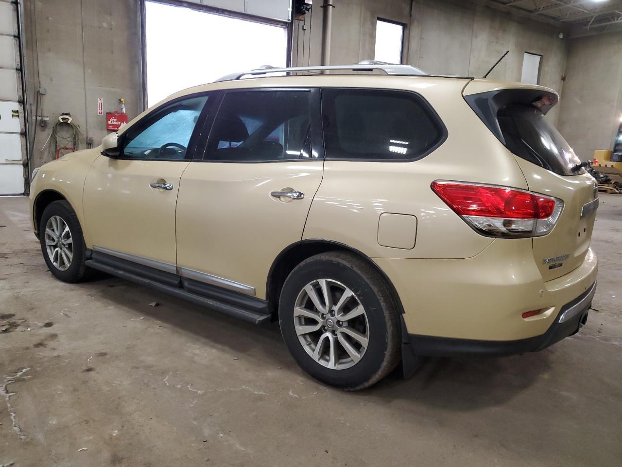 2013 NISSAN PATHFINDER - Фото 2