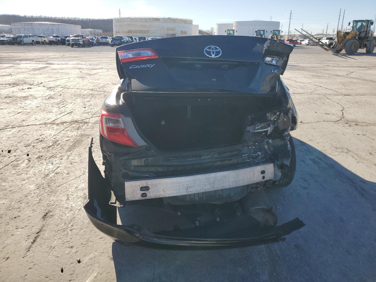 2014 TOYOTA CAMRY L - Фото 6