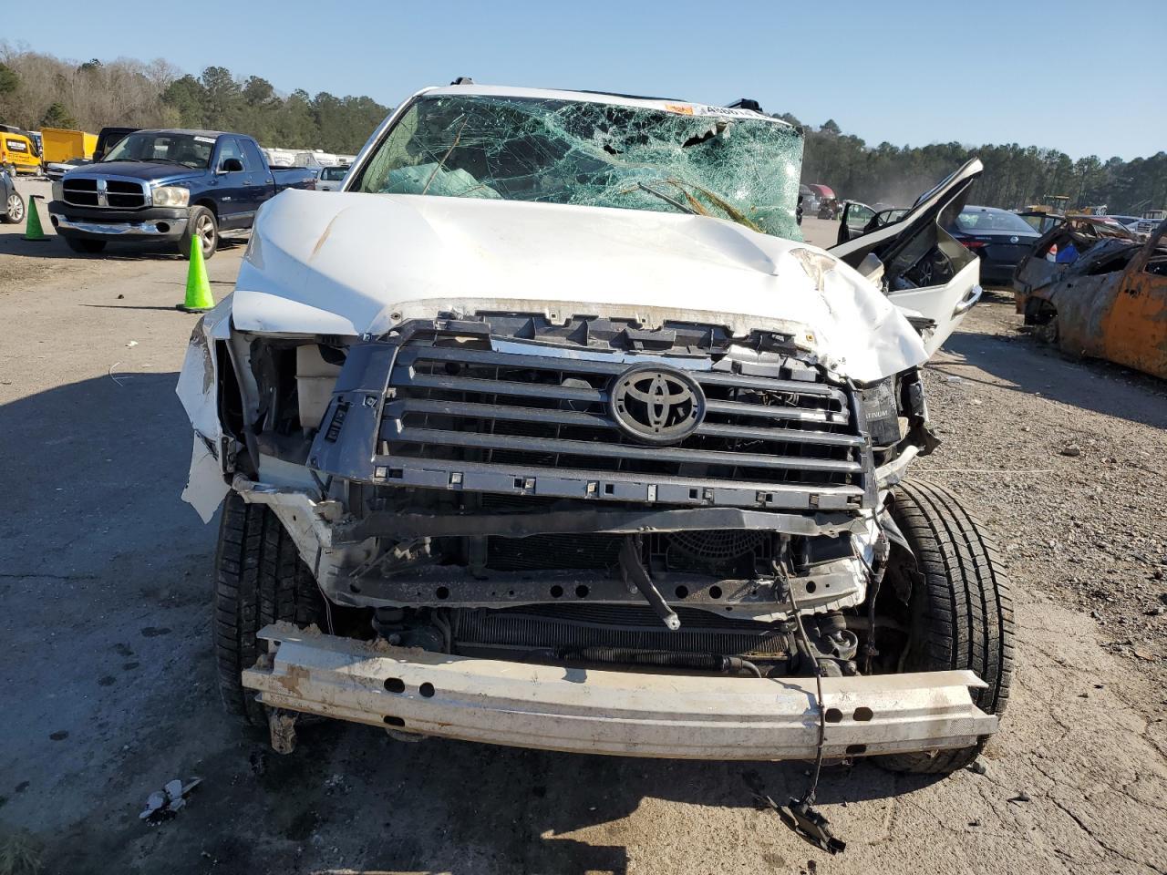 2018 TOYOTA SEQUOIA LI - Фото 5