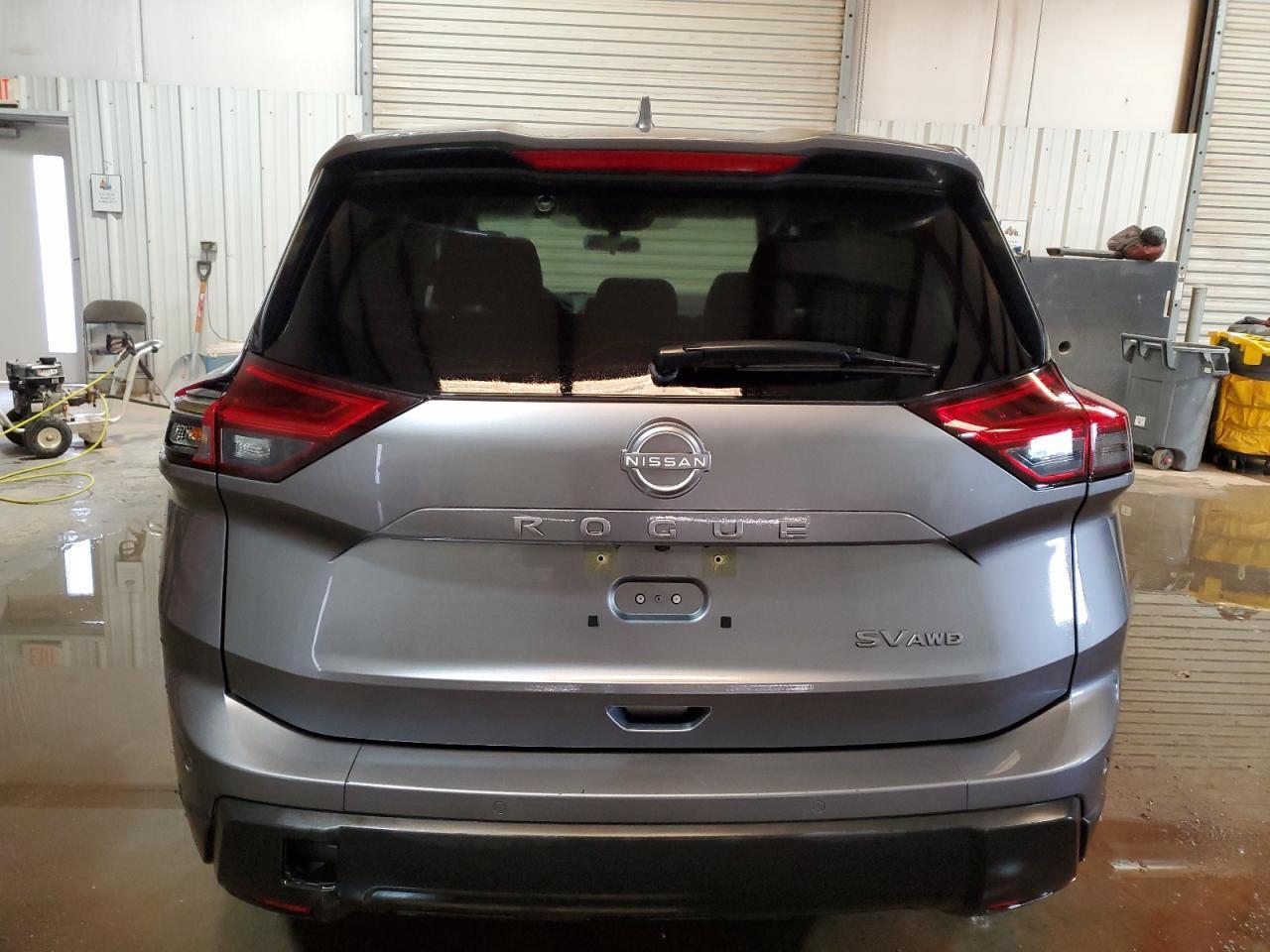 2024 NISSAN ROGUE SV - Image 6