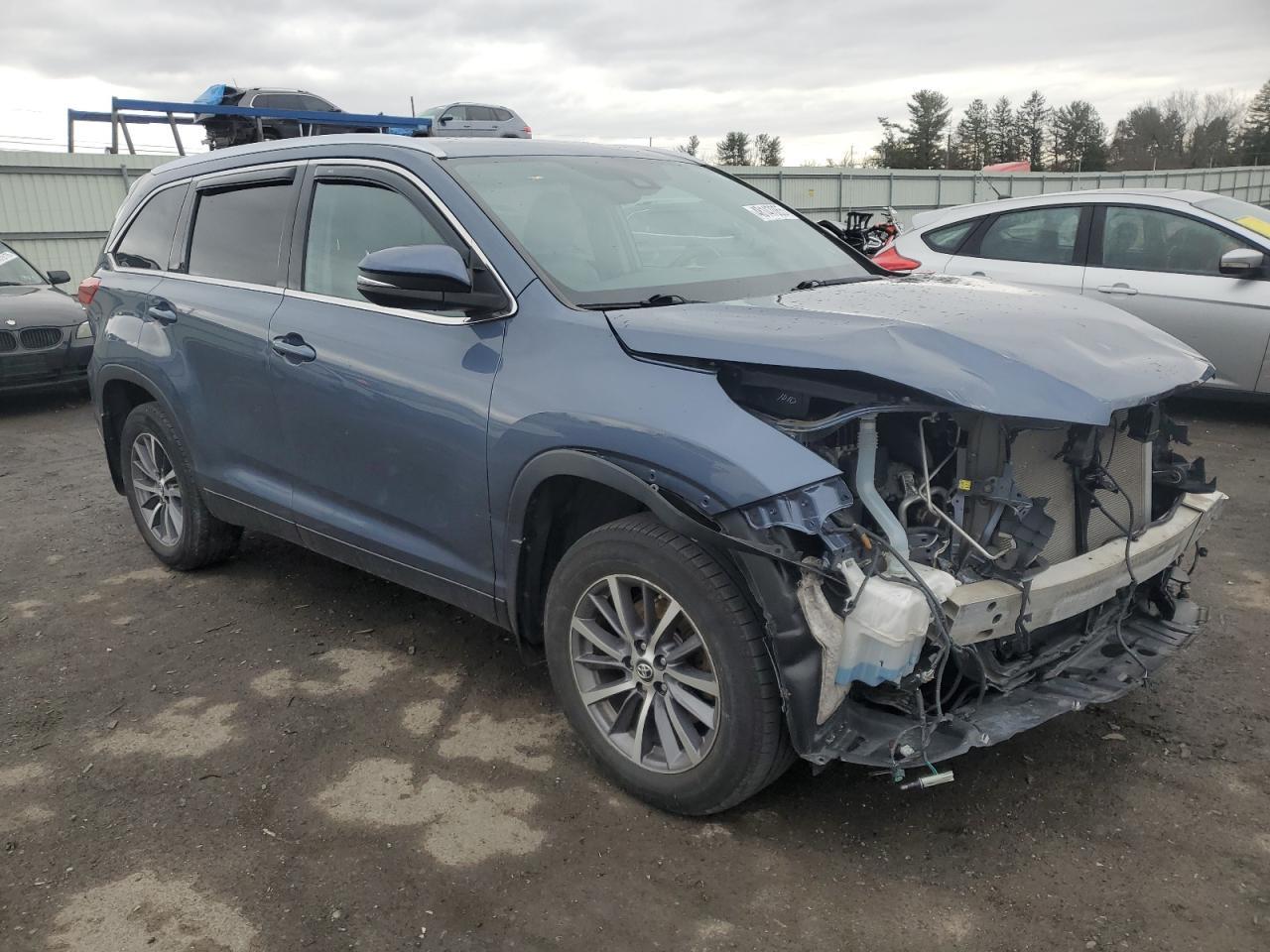 2019 TOYOTA HIGHLANDER - Image 4