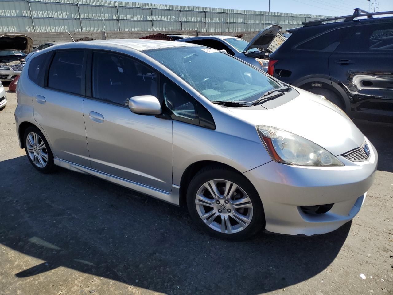 2011 HONDA FIT SPORT - Image 4
