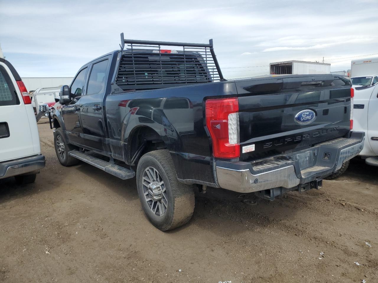 2017 FORD F350 SUPER - Image 2