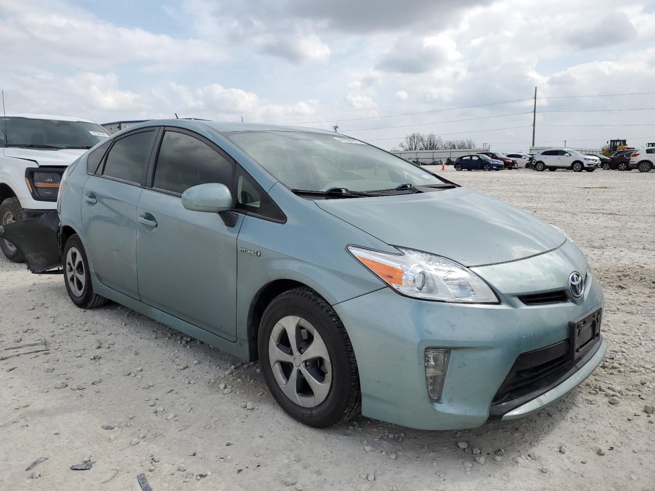 2015 TOYOTA PRIUS - Image 4