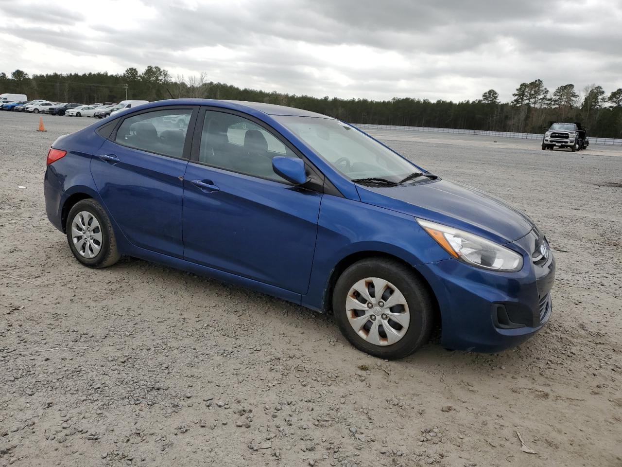 2016 HYUNDAI ACCENT SE - Фото 4
