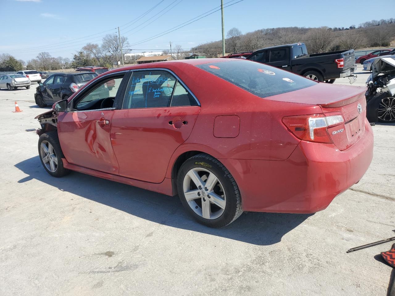 2014 TOYOTA CAMRY L - Image 2