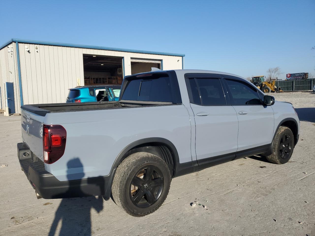 2022 HONDA RIDGELINE - Фото 3