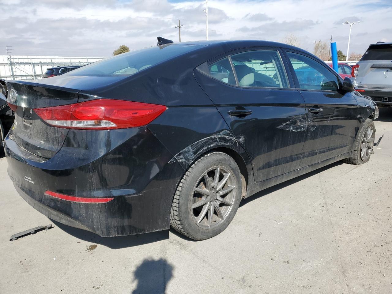 2017 HYUNDAI ELANTRA SE - Фото 3