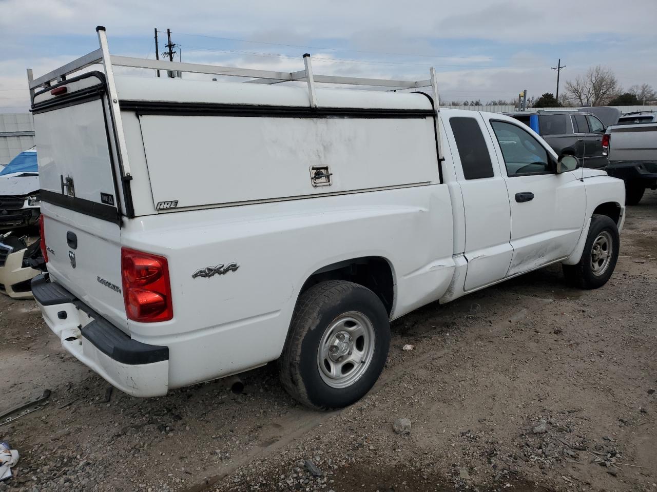 2011 DODGE DAKOTA ST - Фото 3