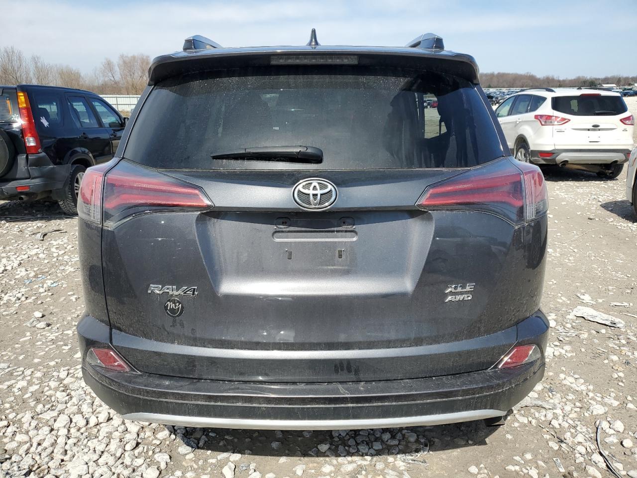 2016 TOYOTA RAV4 XLE - Фото 6