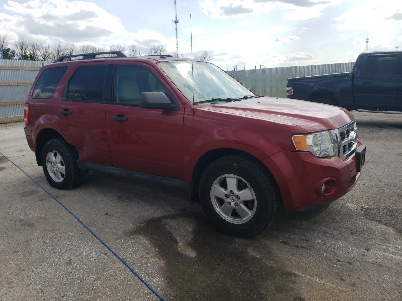 2012 FORD ESCAPE XLT - Image 4