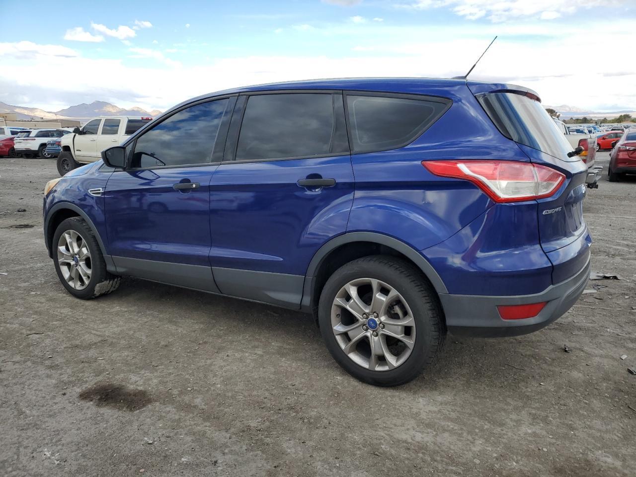 2013 FORD ESCAPE S - Фото 2