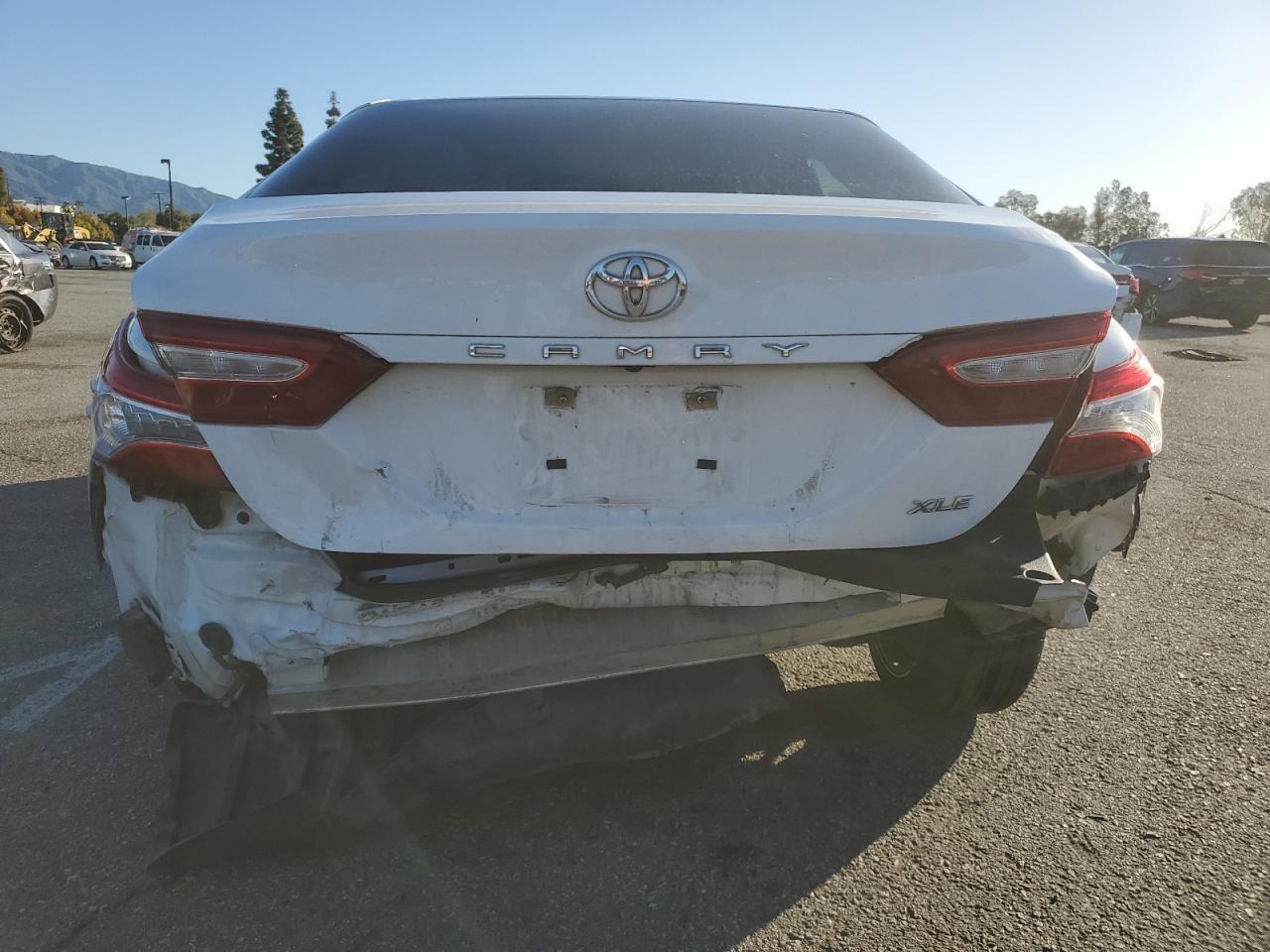 2018 TOYOTA CAMRY L - Image 6
