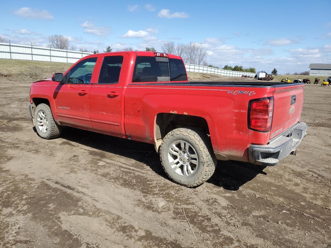 2016 CHEVROLET SILVERADO - Image 2