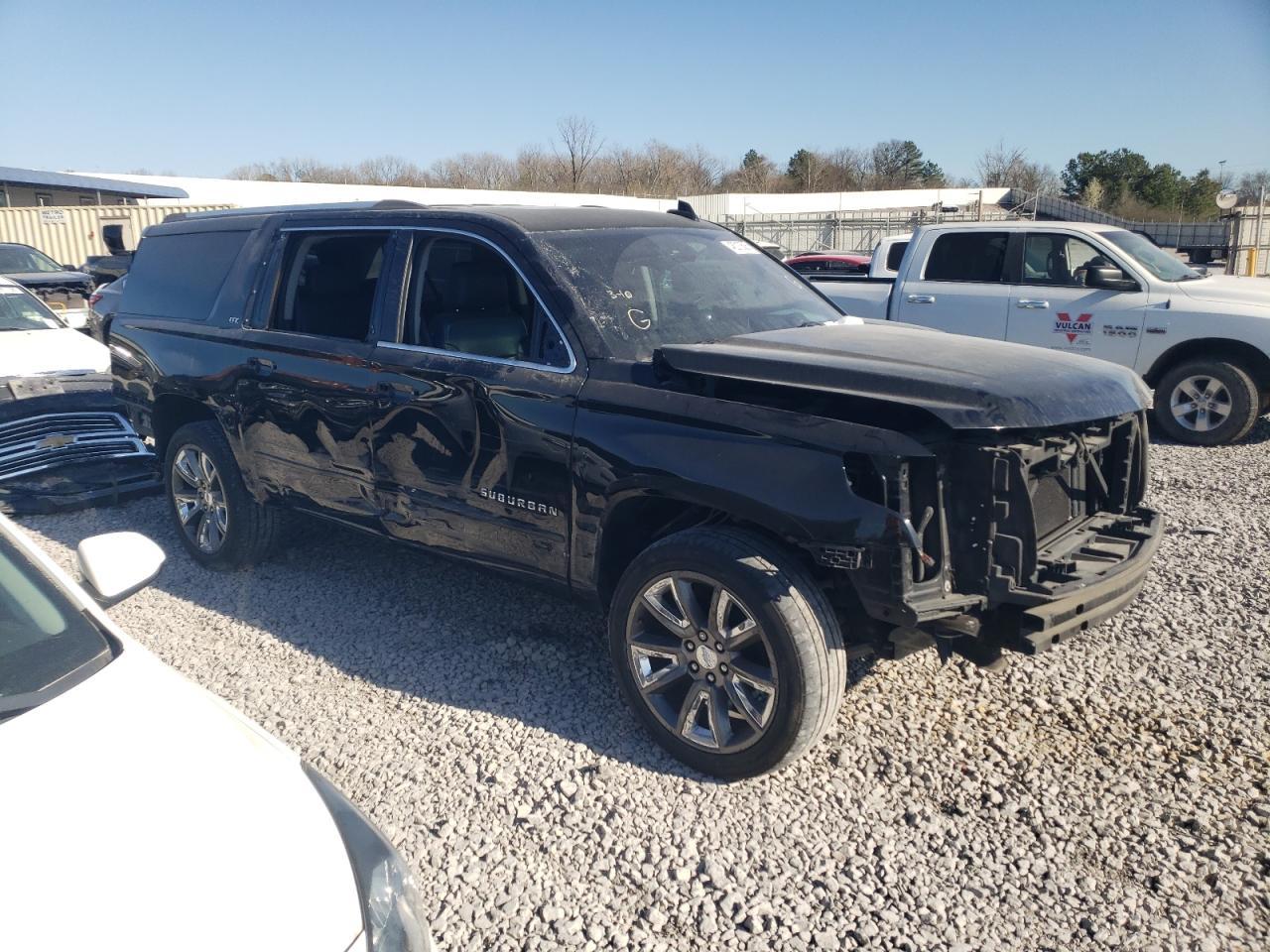 2015 CHEVROLET SUBURBAN C - Фото 4