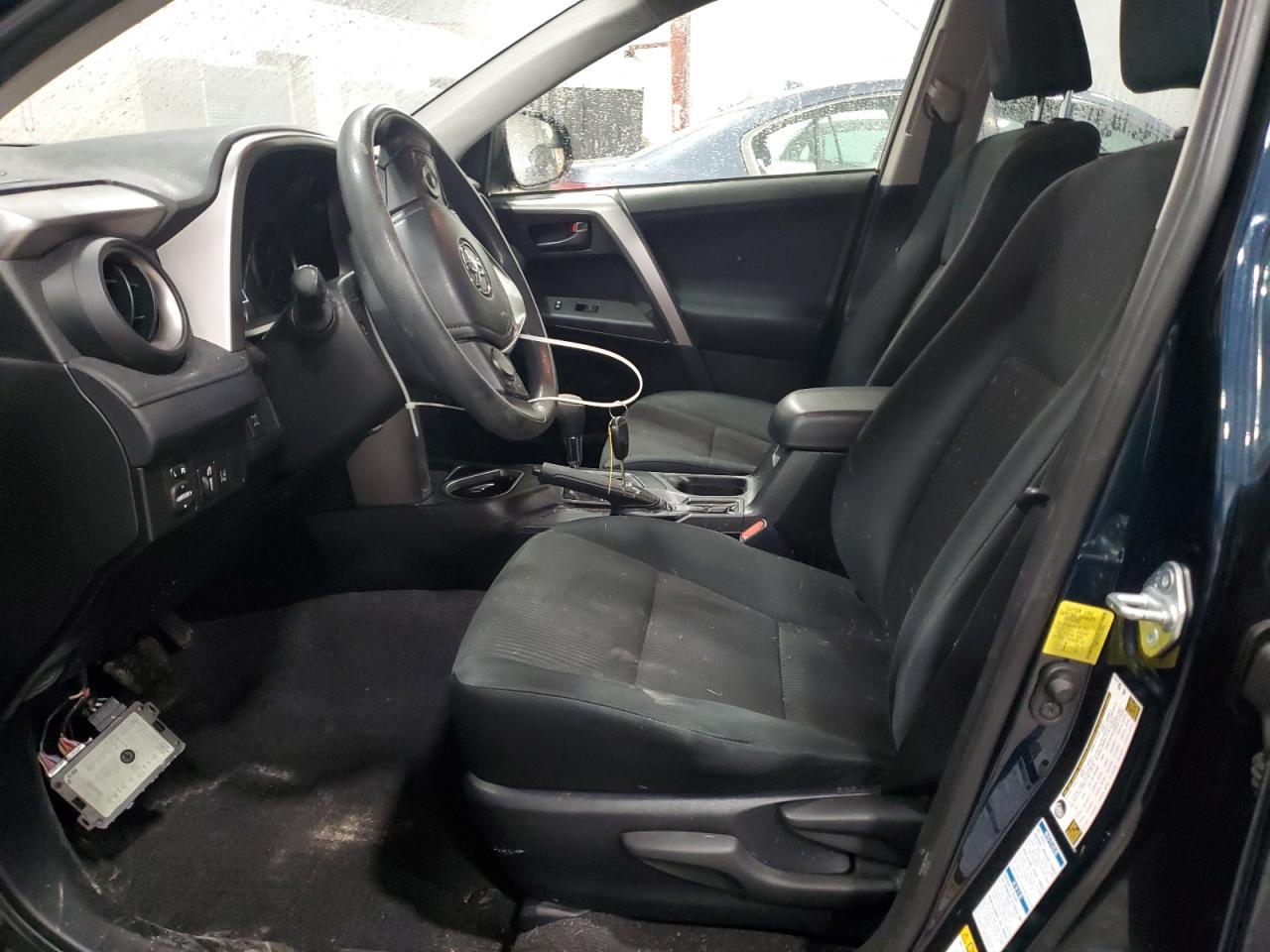 2017 TOYOTA RAV4 LE - Фото 7