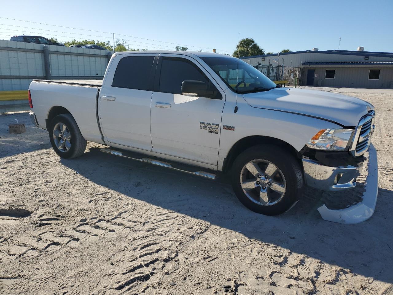 2019 RAM 1500 CLASS - Image 4