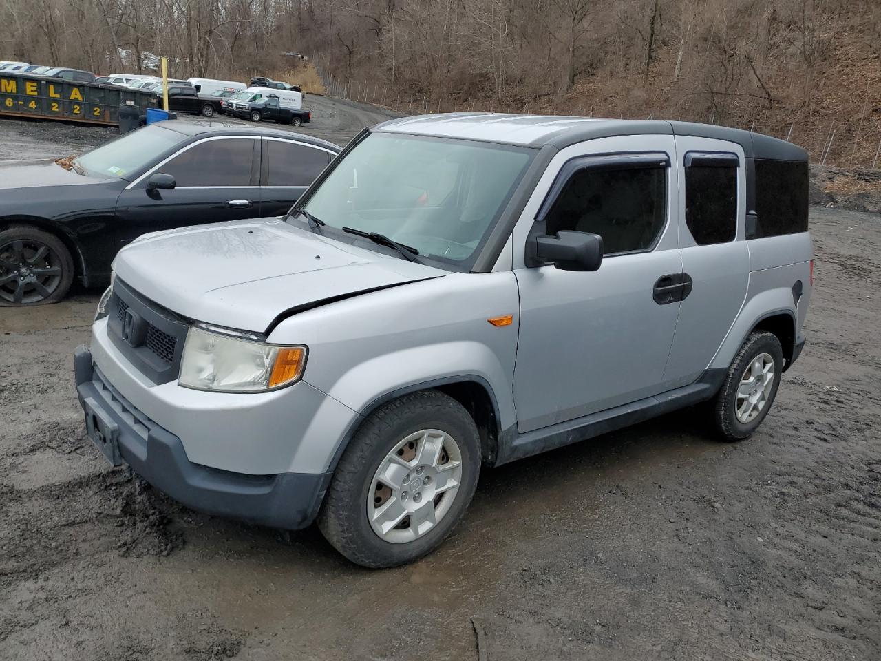 2011 HONDA ELEMENT LX