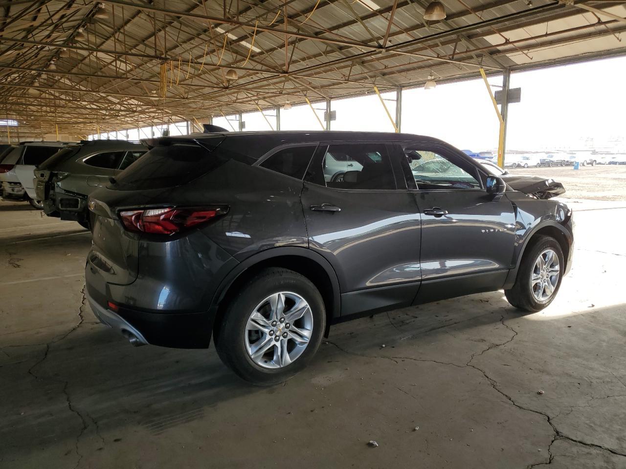 2022 CHEVROLET BLAZER 2LT - Image 3
