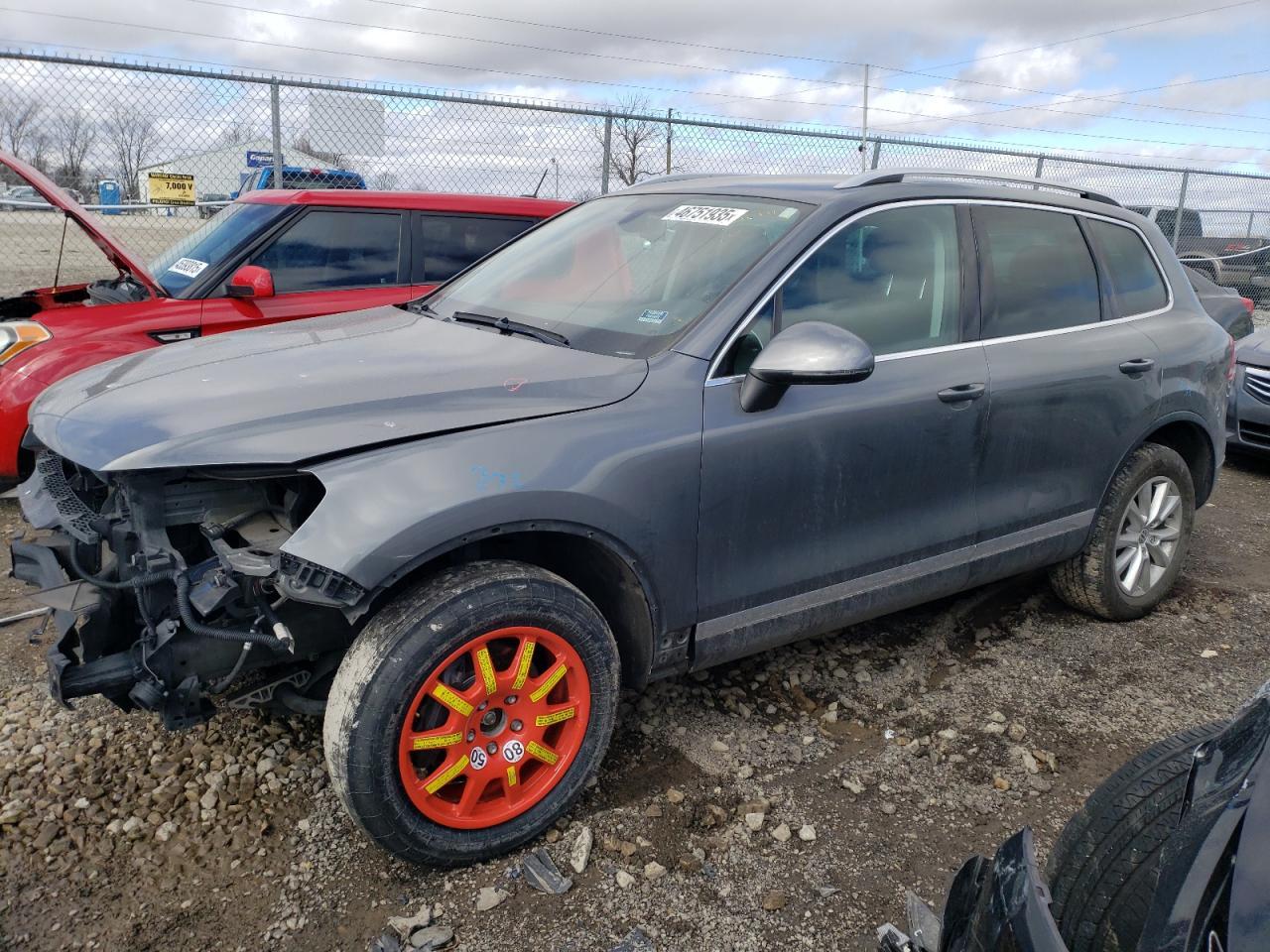 2014 VOLKSWAGEN TOUAREG V6