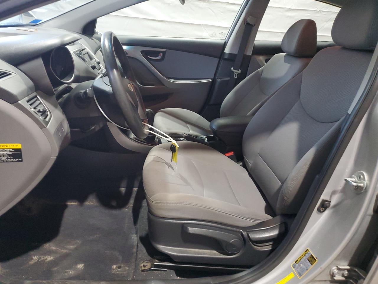 2013 HYUNDAI ELANTRA GL - Image 7