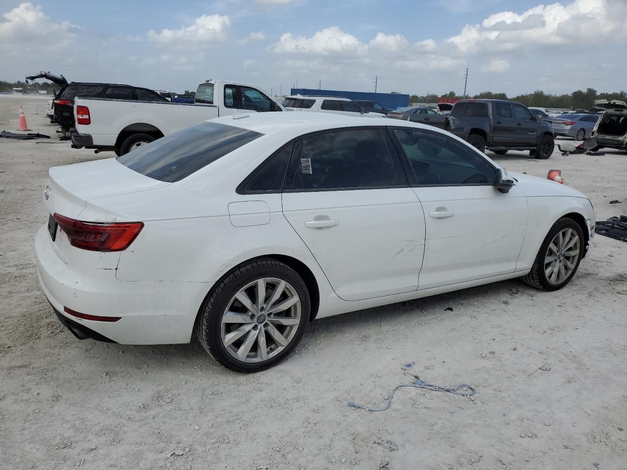 2017 AUDI A4 PREMIUM - Фото 3