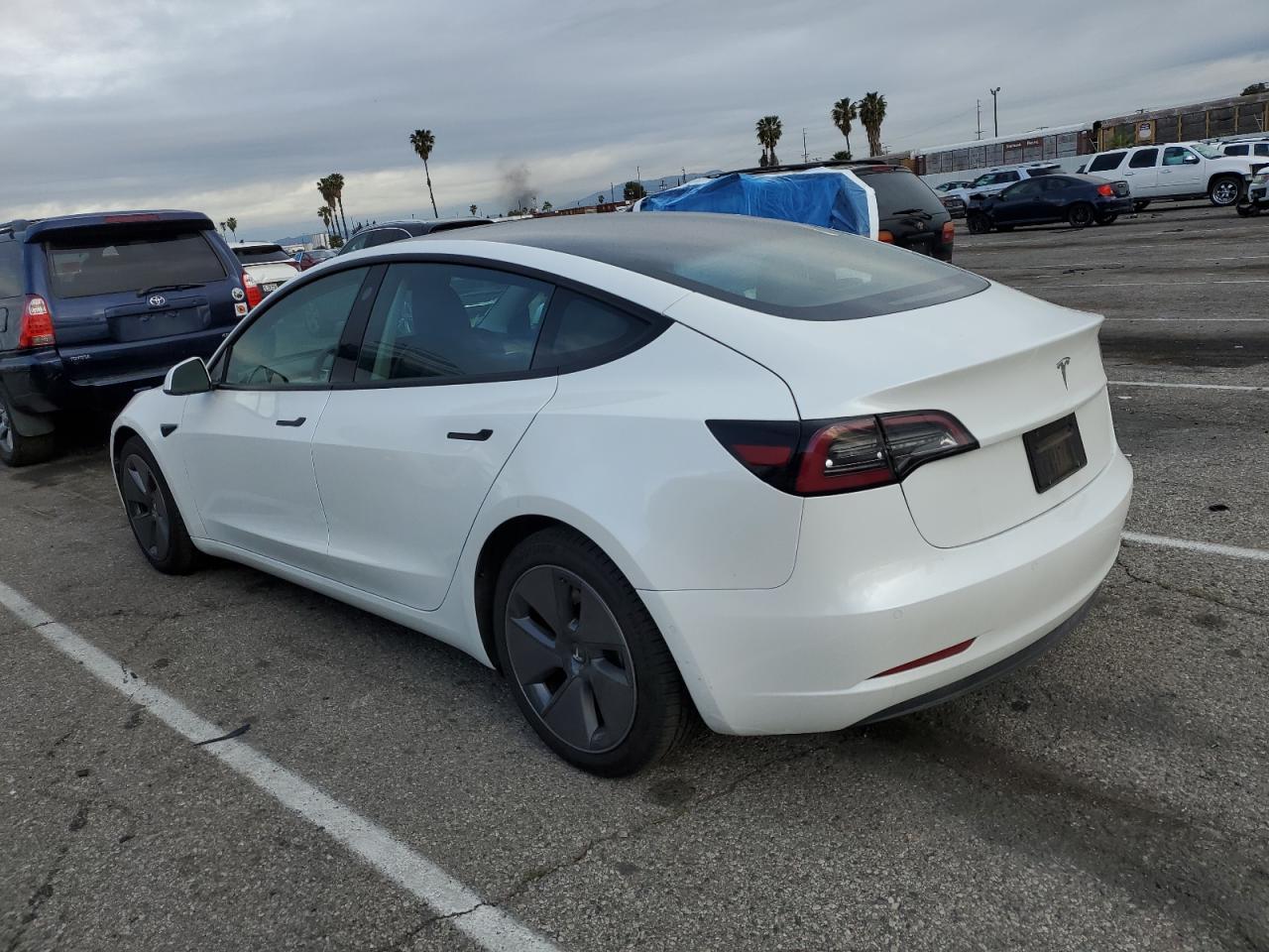 2021 TESLA MODEL 3 - Image 2