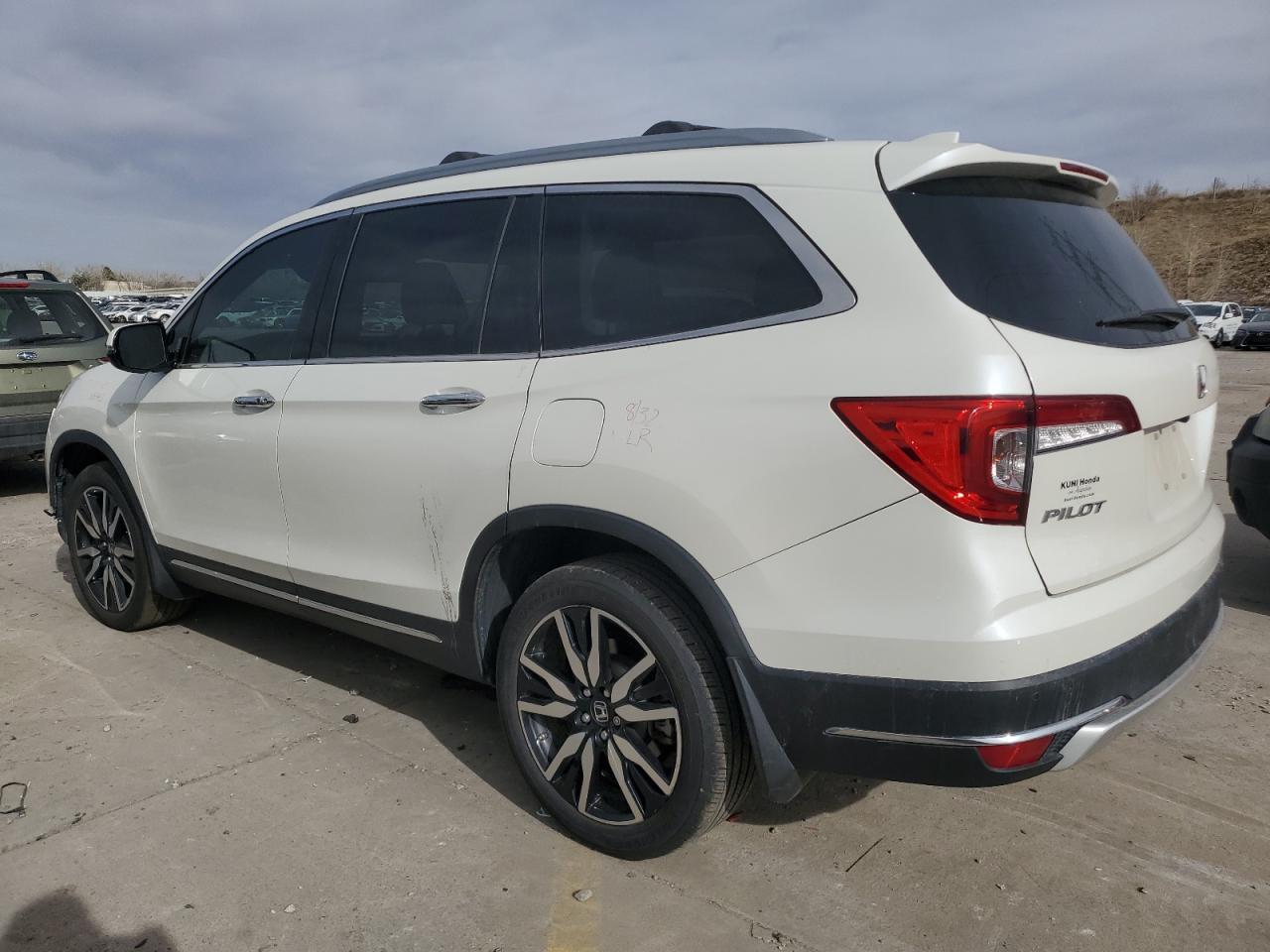 2019 HONDA PILOT ELIT - Image 2