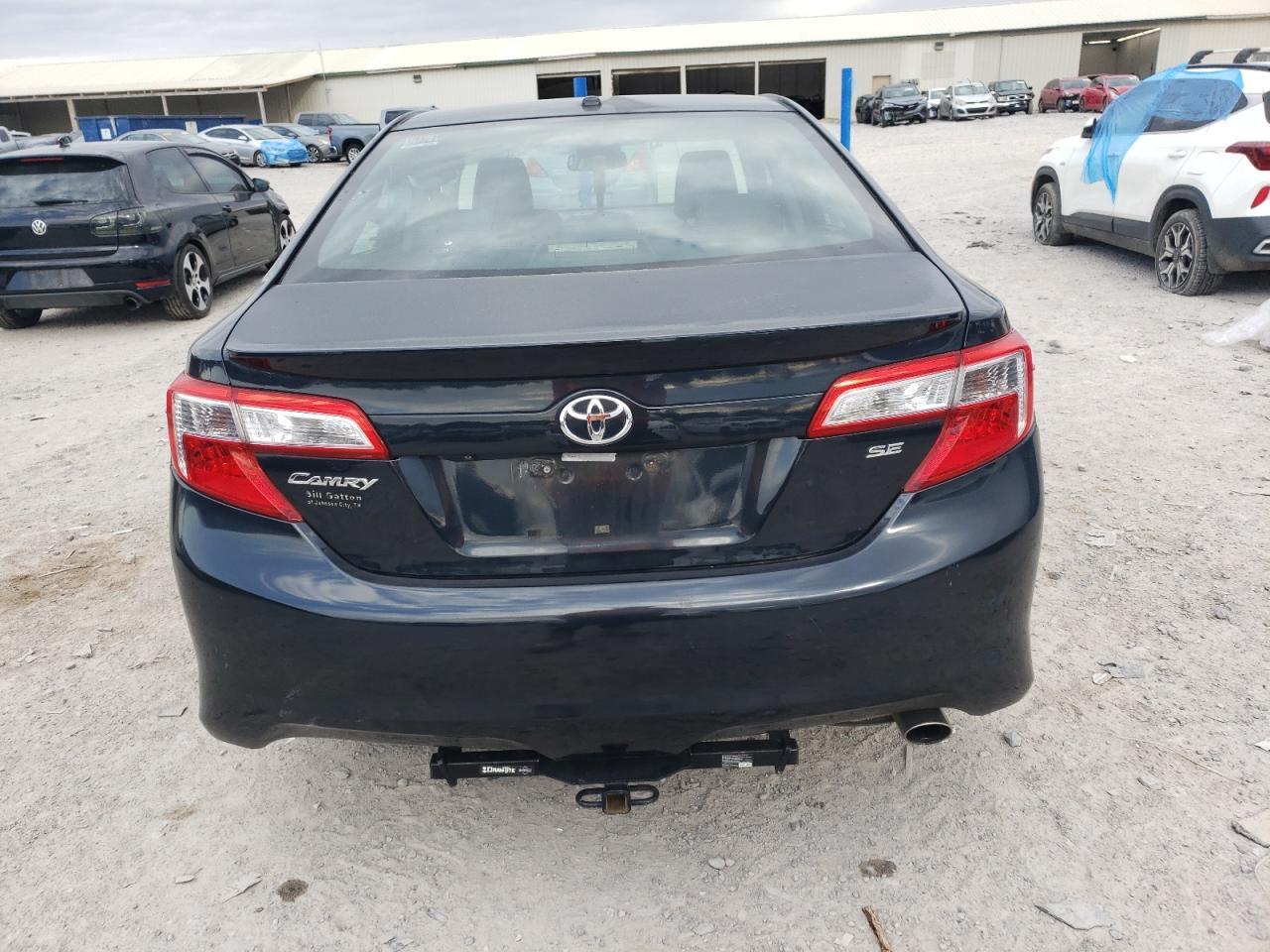 2013 TOYOTA CAMRY L - Image 6